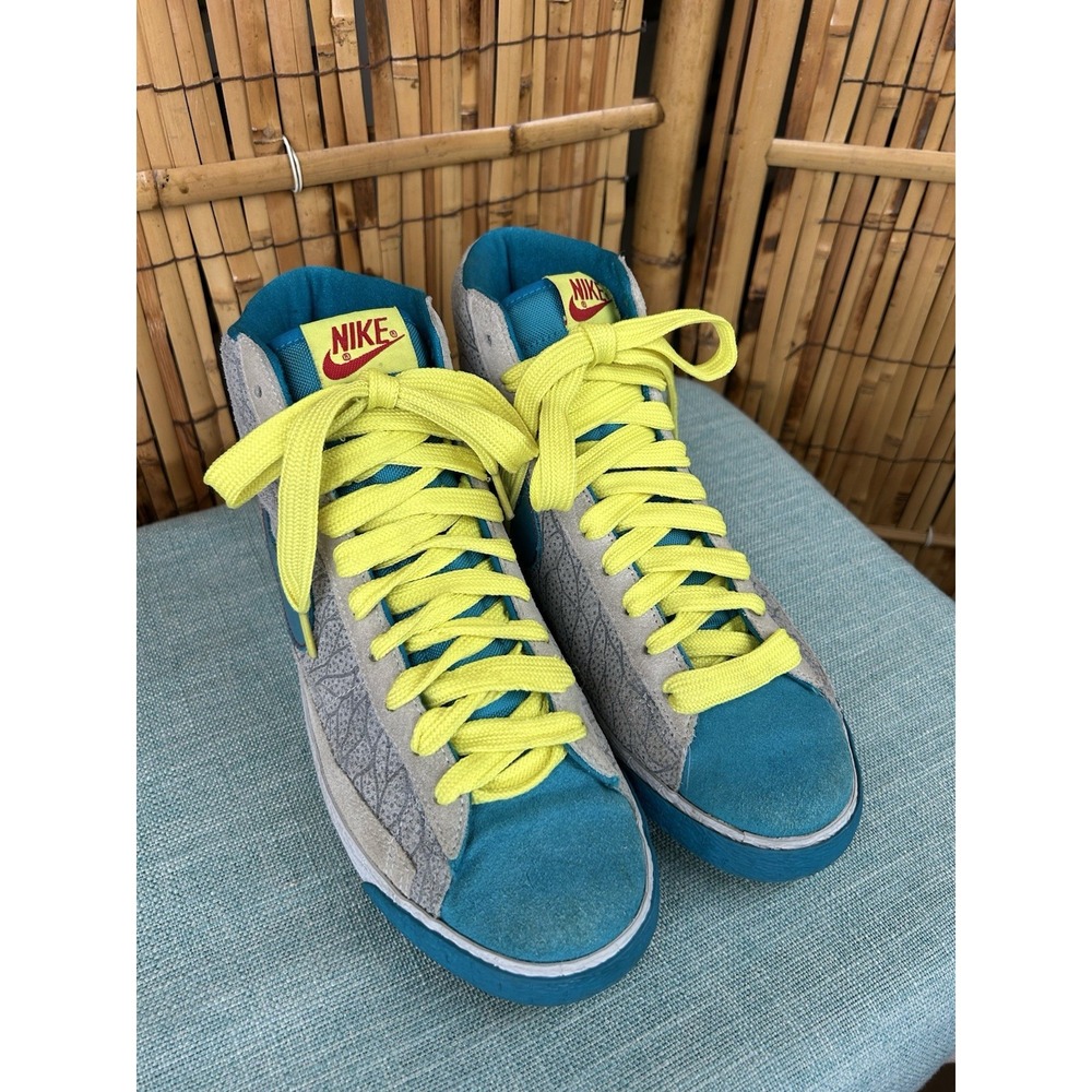 NIKE Blazer Hi VTG 2009 Metallic Platinum Grass Blue Yellow Women's Size 9 - Picture 3 of 12